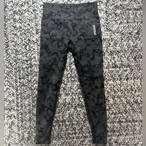 Women’s Small Gymshark Black Camo High-Waist Runched Leggings Gym/ Workout